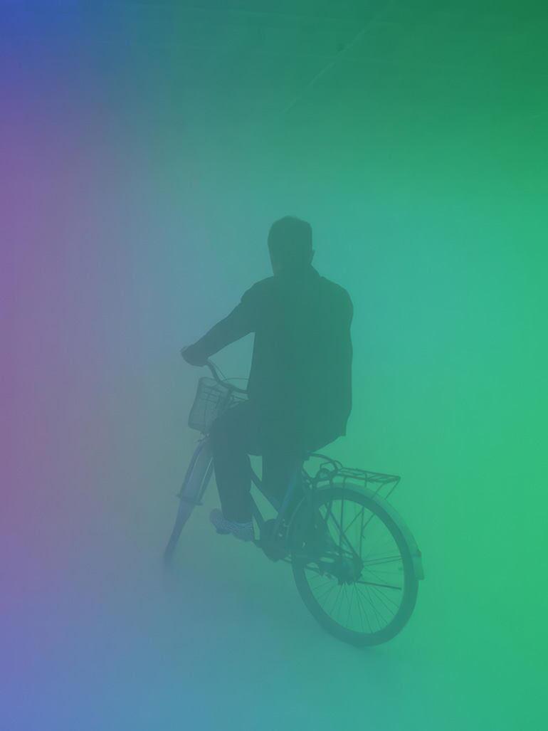 Olafur-Eliasson-Feelings-are-facts-2010-Fluorescent-lights-red-green-blue-aluminium-steel-wood-ballasts-haze-machines-Ullens-Center-for-Contemporary-Art-Beijing-2010-feat