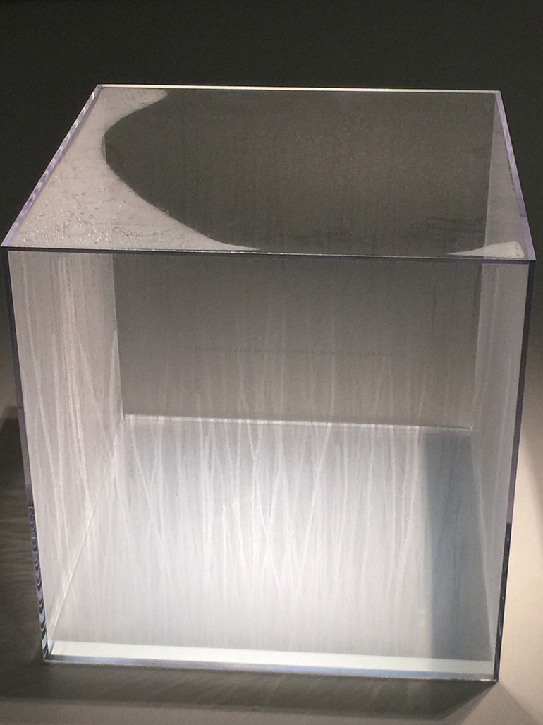 Hans Haacke – Condensation Cube, 1963–1965:2006, Plexiglass and water, 76 x 76 x 76 cm